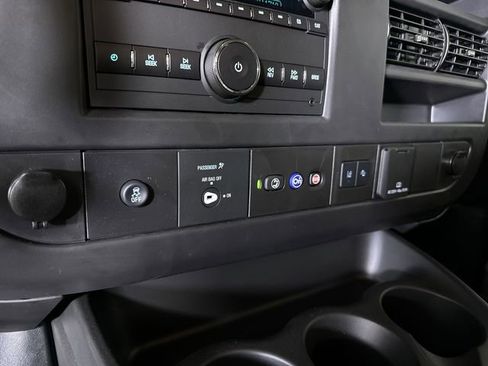 New 2025 GMC Savana 3500 w/ Driver Convenience Package RWD image 15
