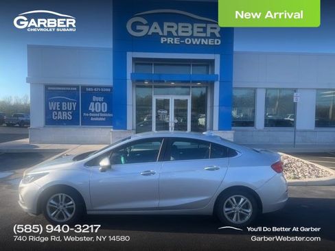 Used 2017 Chevrolet Cruze LT w/ Convenience Package FWD image 1