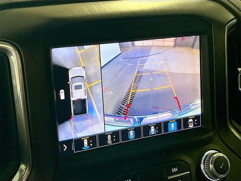 Used 2020 GMC Sierra 1500 AT4 w/ AT4 Premium Package image 14