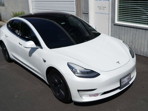 Used 2020 Tesla Model 3 Long Range image 26