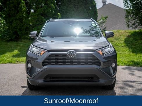 Used 2019 Toyota RAV4 XLE w/ Convenience Package AWD/4WD image 2