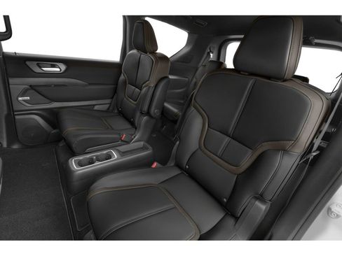 Certified 2025 Nissan Armada SL AWD/4WD image 12