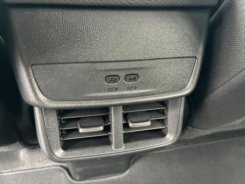 New 2027 Chevrolet Equinox LT AWD/4WD image 24