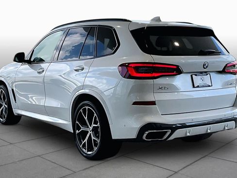 Used 2021 BMW X5 sDrive40i w/ M Sport Package RWD image 11