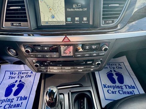 Used 2017 Genesis G80 3.8 image 17