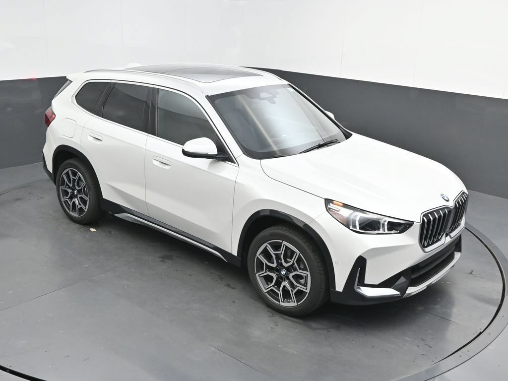 New 2026 BMW X1 xDrive28i w/ Technology Package AWD/4WD image 40