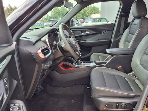 Used 2022 Chevrolet TrailBlazer RS FWD image 10