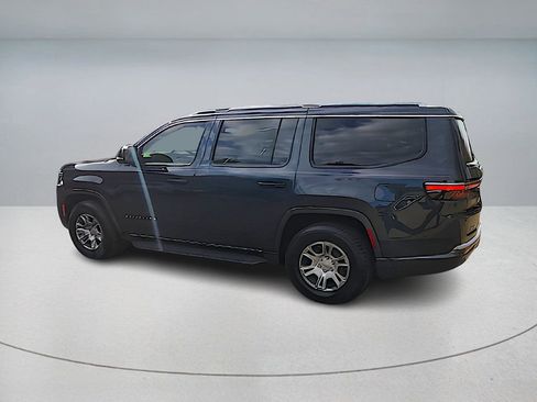 Used 2022 Jeep Wagoneer Series I w/ Convenience Group I image 3