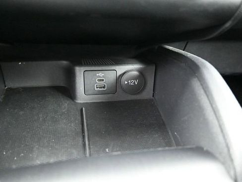 Used 2025 Ford Escape ST-Line AWD/4WD image 29