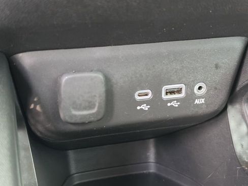 Used 2022 Chevrolet TrailBlazer LS FWD image 24