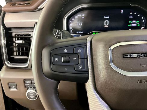 Used 2025 GMC Sierra 1500 Denali w/ Denali Reserve Package AWD/4WD image 23