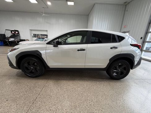Used 2024 Subaru Crosstrek 2.0i image 31