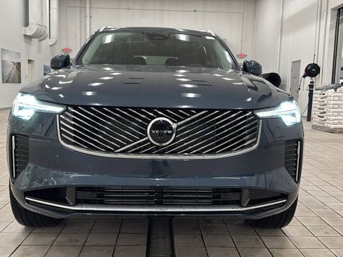 New 2026 Volvo XC90 T8 Plus w/ Protection Package Premier image 10