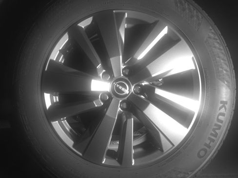 Used 2025 Nissan Pathfinder SV image 14