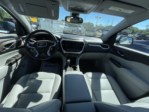 Used 2019 GMC Acadia SLT w/ LPO, Floor Liner Package FWD image 21