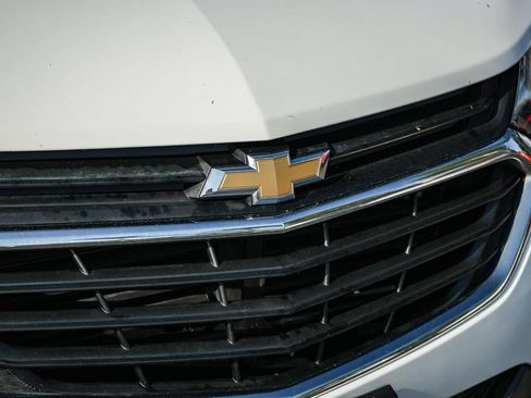 Used 2019 Chevrolet Equinox LS FWD image 9