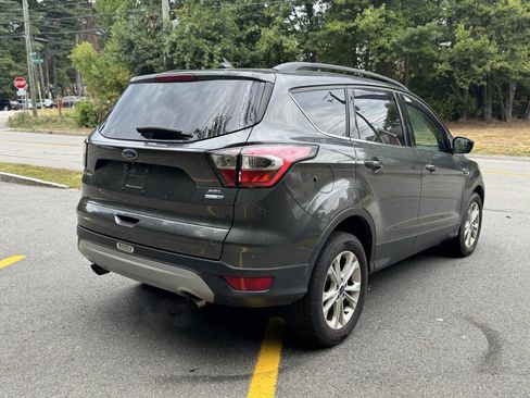 Used 2018 Ford Escape SEL image 17