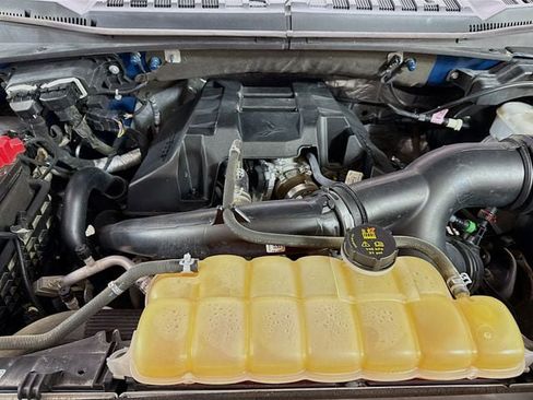 Used 2017 Ford F150 XLT w/ Equipment Group 301A Mid image 29