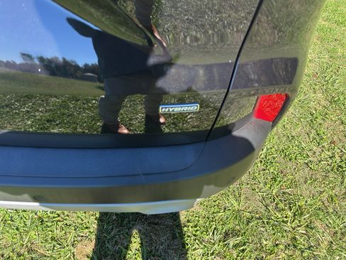 Used 2021 Ford Escape SEL image 38