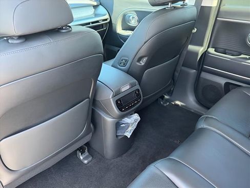 New 2026 Hyundai Ioniq 9 SEL w/ Tow & Go Package AWD/4WD image 15