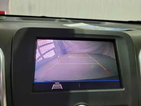 Used 2021 Chevrolet Equinox LT w/ LPO, Floor Liner Package image 7