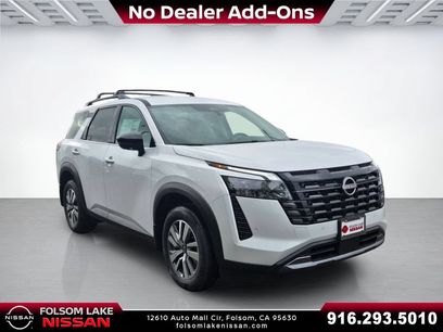 New 2026 Nissan Pathfinder SL