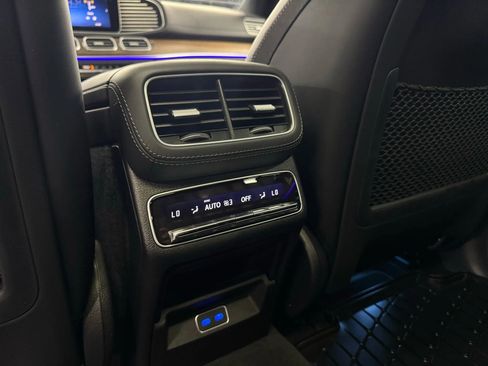 Used 2024 Mercedes-Benz GLS 63 AMG 4MATIC image 24