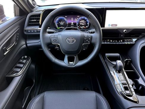 New 2026 Toyota Crown Signia image 19