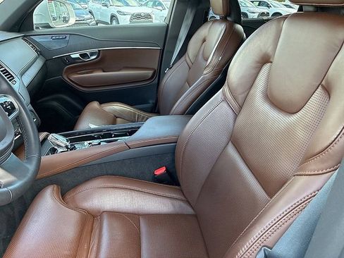 Used 2023 Volvo XC90 B6 Ultimate w/ Protection Package Premier image 27