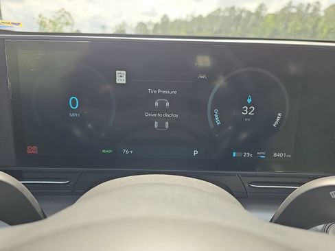 Used 2024 Hyundai Kona SE FWD image 23
