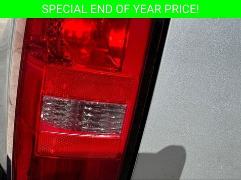 Used 2019 Chevrolet Colorado W/T w/ Custom Special Edition image 22