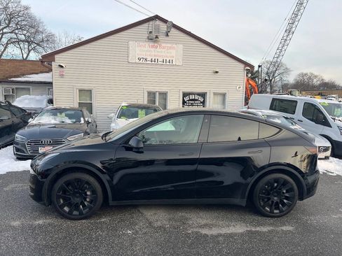 Used 2021 Tesla Model Y Long Range image 2