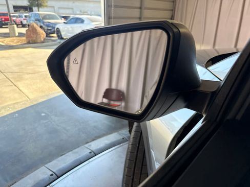 Used 2025 Hyundai Tucson SEL FWD image 18