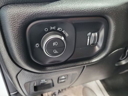 Used 2023 RAM 1500 Big Horn image 38