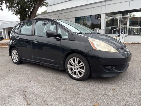 Used 2010 Honda Fit Sport image 1