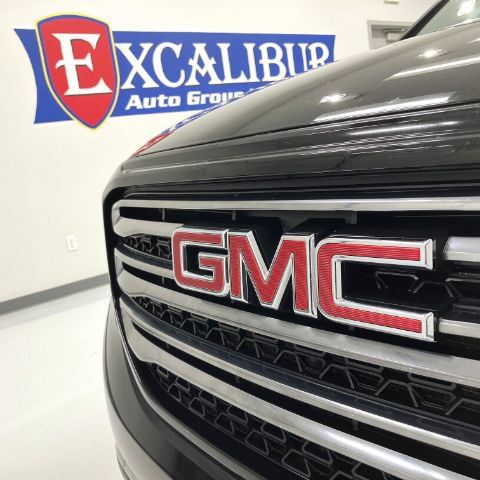 Used 2017 GMC Acadia SLT AWD/4WD image 11