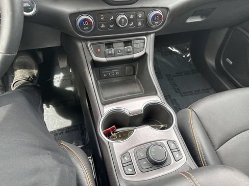 Used 2024 GMC Terrain AT4 w/ Infotainment Package II AWD/4WD image 26