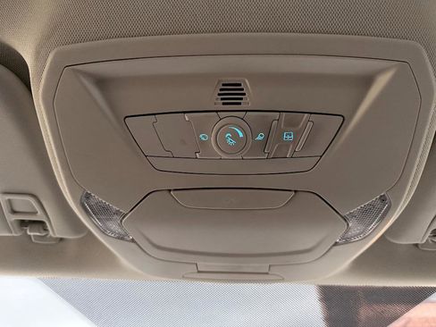 Used 2016 Ford Focus SE w/ Equipment Group 201A image 14