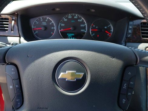 Used 2014 Chevrolet Impala LTZ FWD image 28