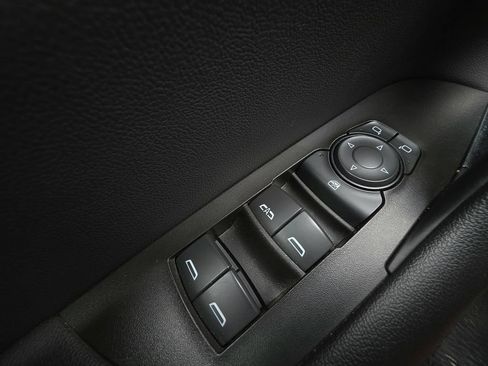 Used 2023 Chevrolet Blazer LT AWD/4WD image 17