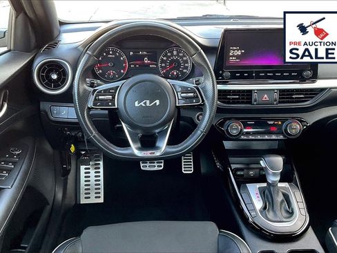 Certified 2024 Kia Forte GT-Line image 5