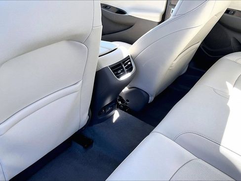 Used 2024 Chevrolet Malibu LT FWD image 10
