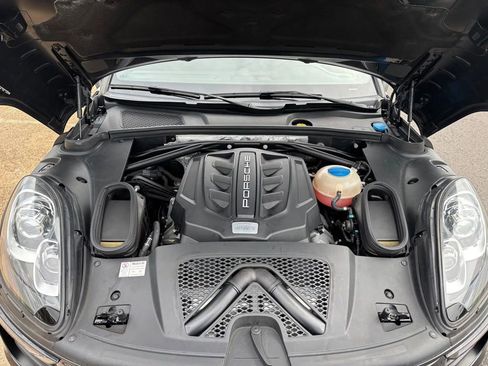 Used 2017 Porsche Macan S image 20