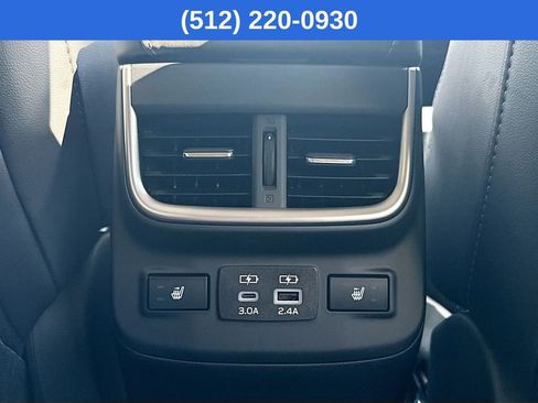 New 2025 Subaru Outback Limited image 32