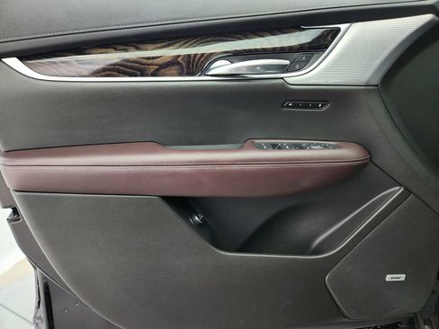 Used 2021 Cadillac XT6 Premium Luxury FWD image 27