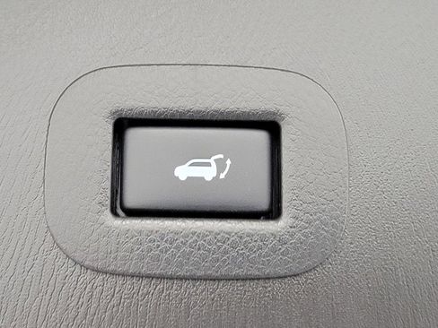 Used 2015 INFINITI QX80 Limited w/ All Season Package AWD/4WD image 34