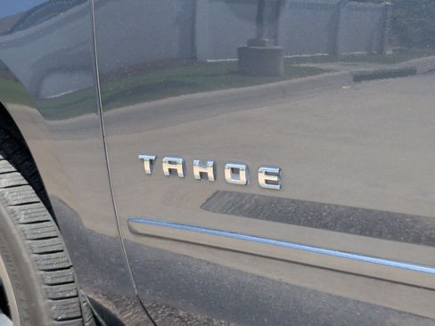 Used 2019 Chevrolet Tahoe Premier RWD image 13