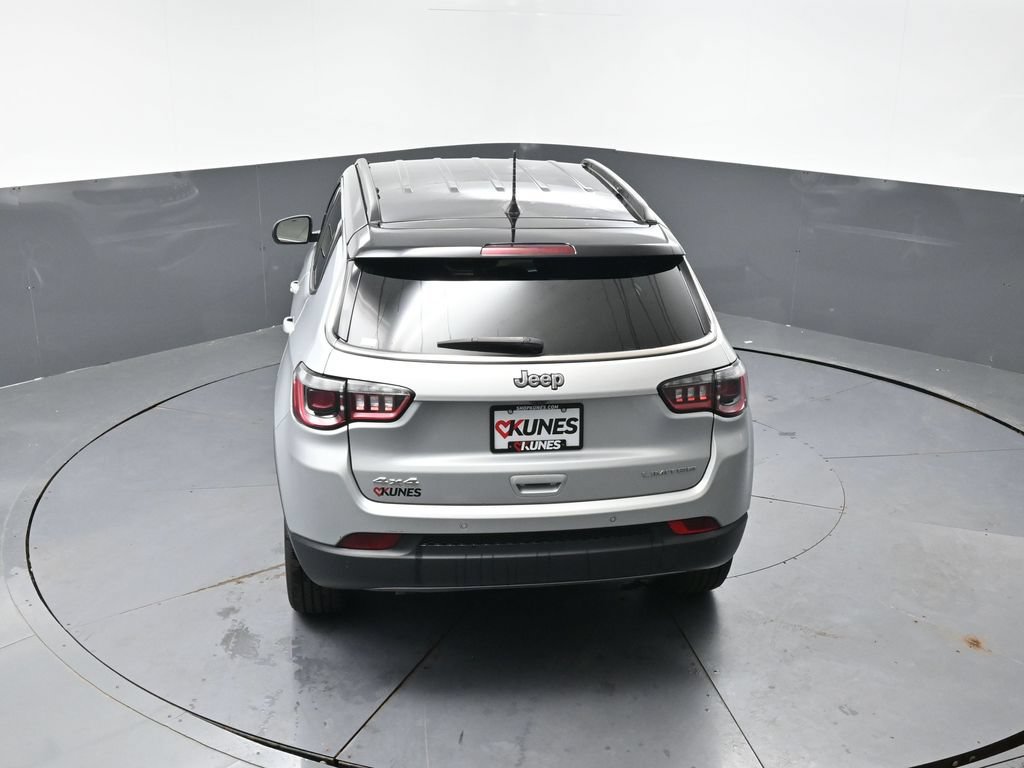 Used 2024 Jeep Compass Limited AWD/4WD image 46