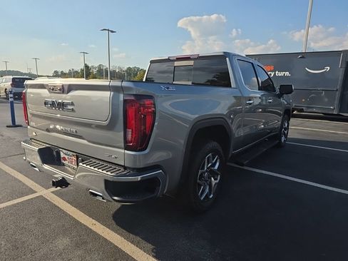 Used 2024 GMC Sierra 1500 SLT w/ SLT Convenience Package AWD/4WD image 6