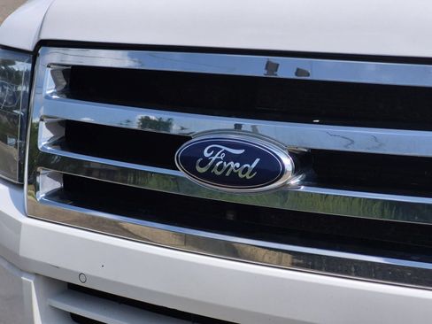 Used 2014 Ford Expedition EL Limited w/ Equipment Group 301A AWD/4WD image 12